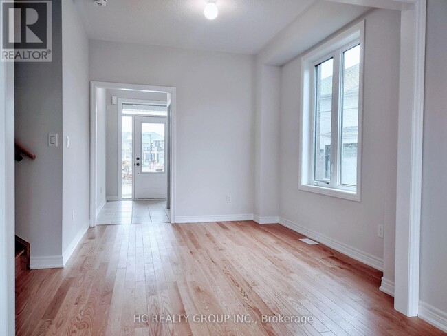 Building Photo - 4 Sam Battaglia Cres