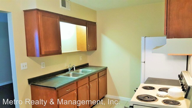 Foto del edificio - 3217 Springfield Dr