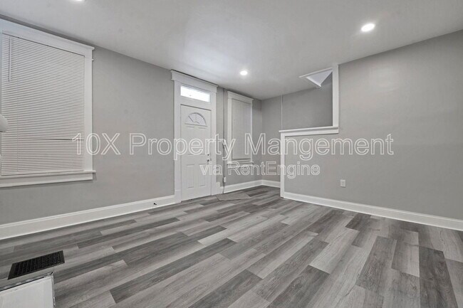 Building Photo - 26 Whitethorne Ave