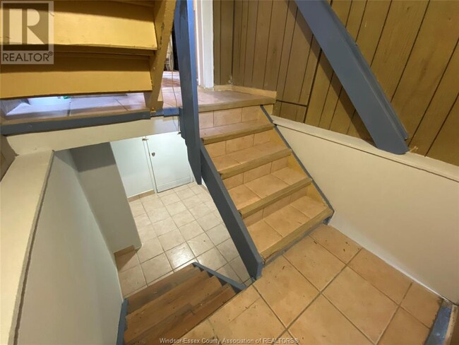 Building Photo - 845 Pelissier St