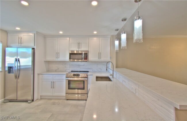 Building Photo - 2360 Naples Trace Cir