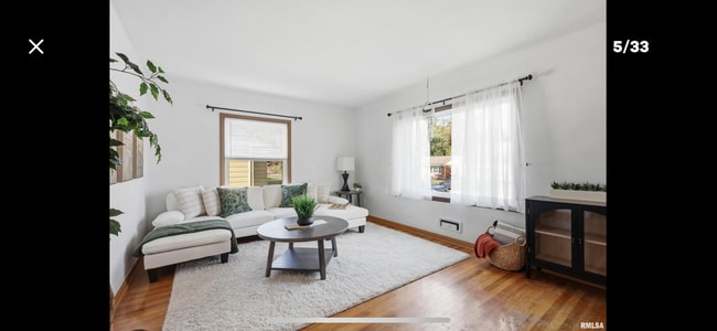 Foto del edificio - 1243 E Dover Ct