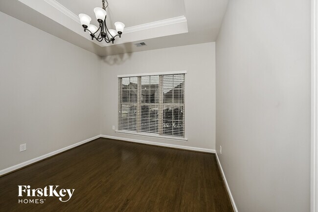 Foto del edificio - 3104 Rosewalk Dr