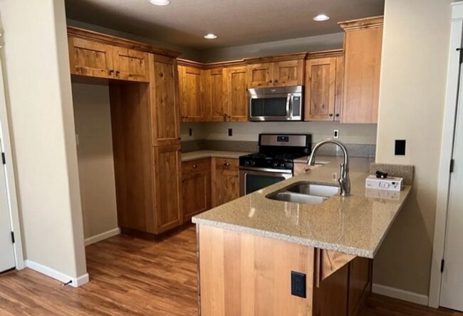 Foto del edificio - 20256 Badger Rd