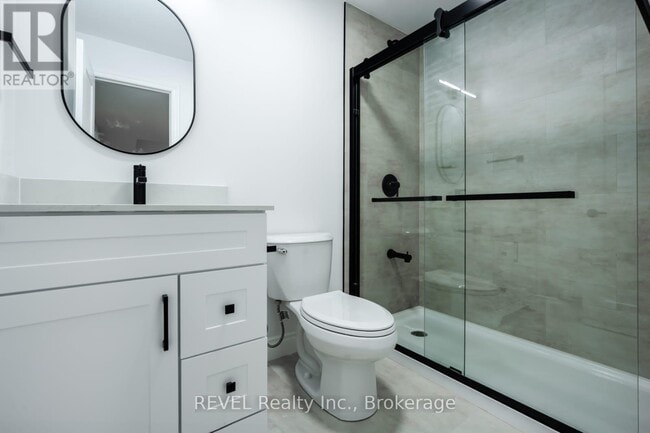 Building Photo - 21 Willson Dr