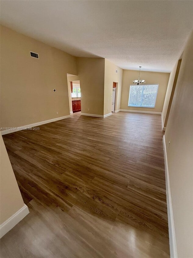 Primary Photo - 11561 SW 51st St