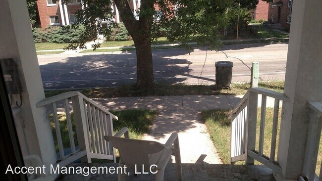 Building Photo - 5 br, 2.5 bath House - 2025 University Ave