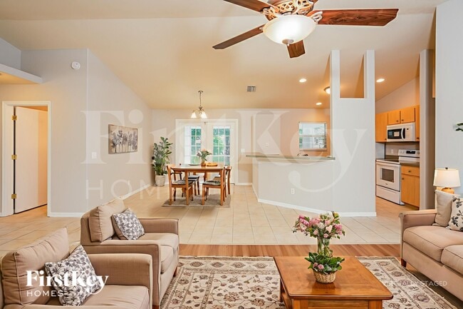 Building Photo - 1347 Russellville St