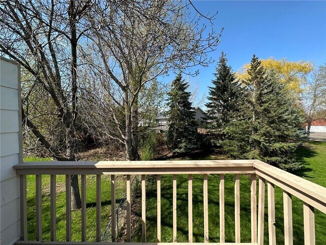 Building Photo - 7945 Grinnell Ct W