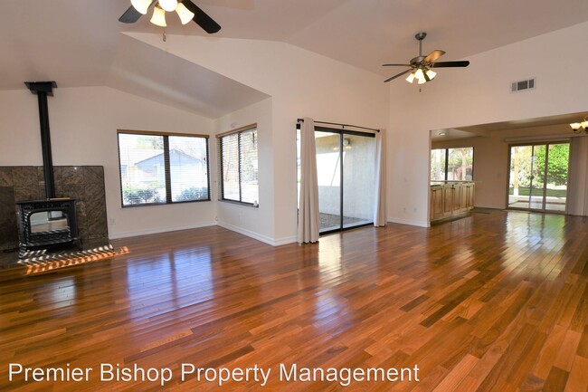 Building Photo - 4 br, 2 bath House - 1548 Bear Creek