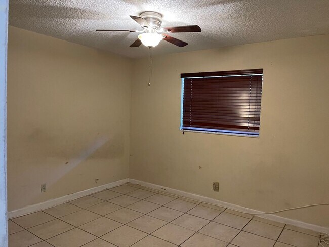 Building Photo - POS Holdings LLC-718-720
