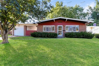 Building Photo - 1405 Arlington Dr