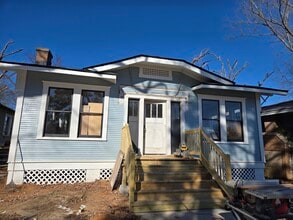 Building Photo - 108 Wilkinson St