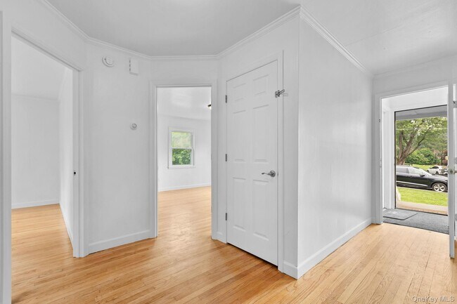 Foto del edificio - 81 Blueberry Dr