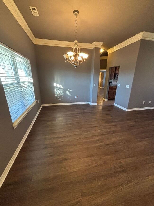 Photo - Fall Into Your New Home with a $500 Gift from Us!