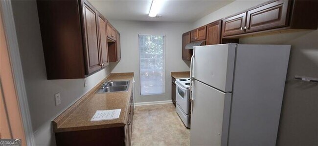 Foto del edificio - 716 Jackson Park Ln NW