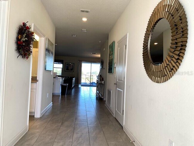 Building Photo - 1609 Maidstone Ct