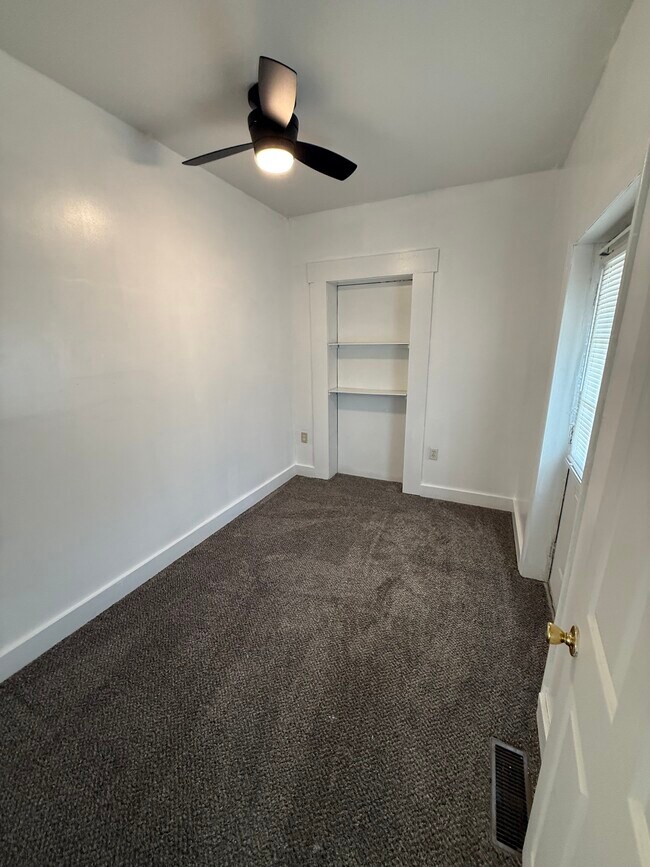 Small Bedroom - 1 E Main St