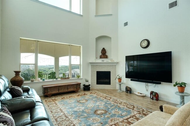 Building Photo - 258 Baldovino Skyway