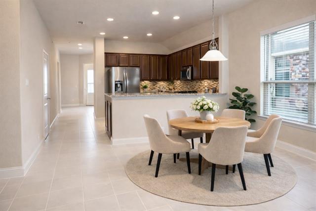 Foto del edificio - 620 Calliopsis St