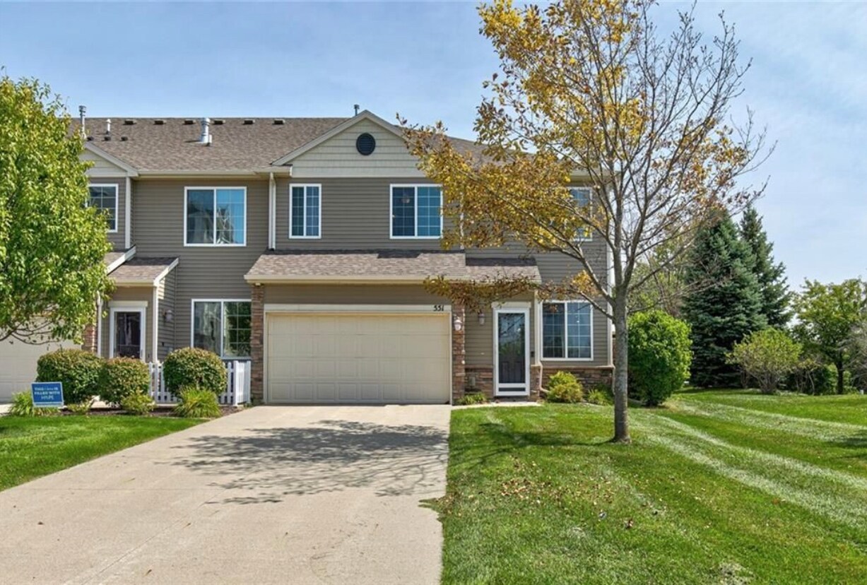 551 87th St, West Des Moines, IA 50266 Townhome Rentals in West Des Moines IA