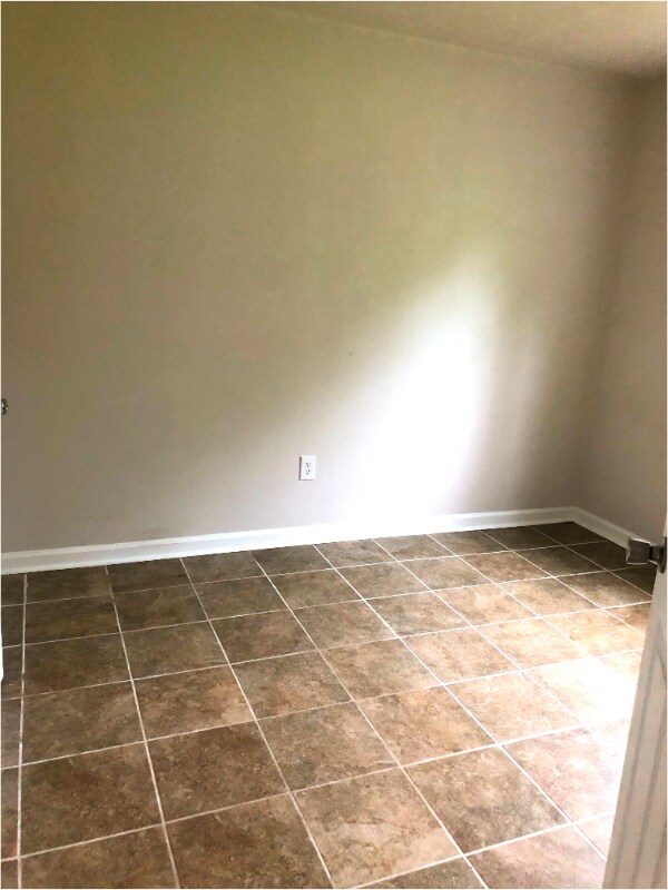 Foto del edificio - 306 N Gilmer St