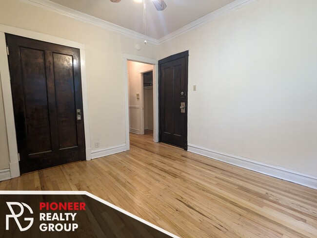 Foto del edificio - 4844 N Rockwell St