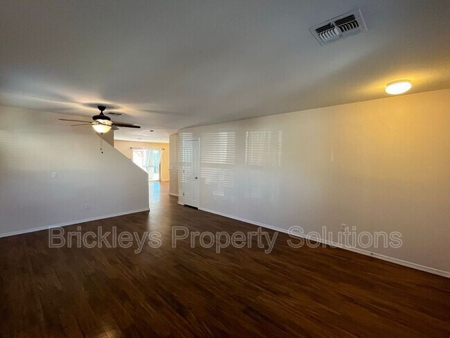 Foto del edificio - 1567 N Kirby St