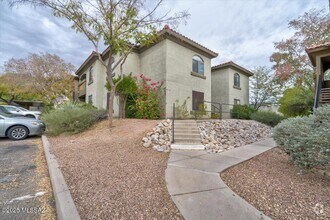 Building Photo - 5751 N Kolb Rd