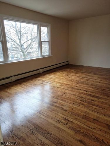 Foto principal - 468 Summer Ave