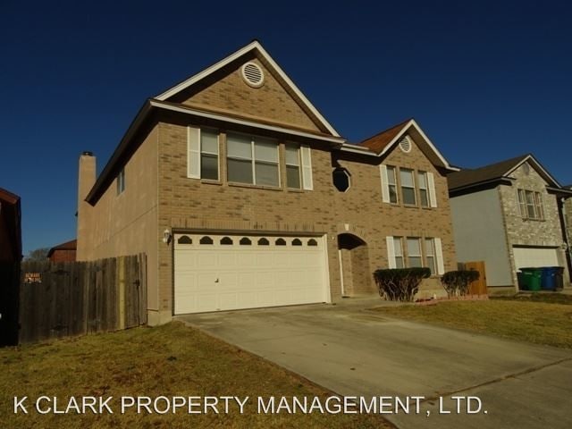 Building Photo - 3 br, 2.5 bath House - 8215 CHESTNUT MANOR DR