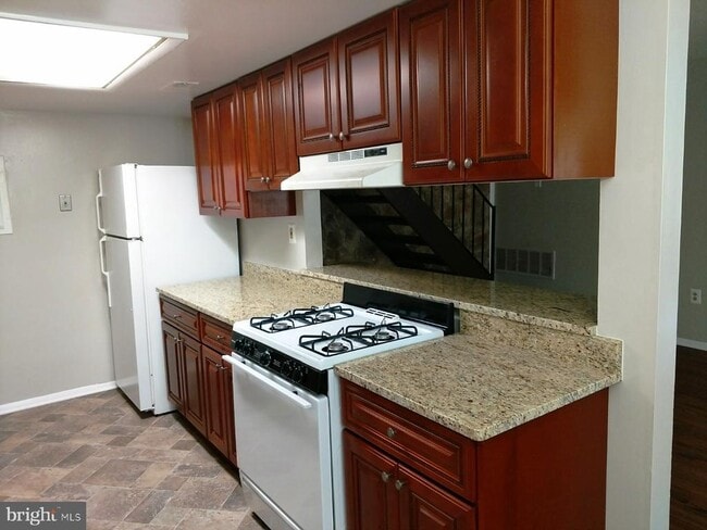 Building Photo - 831 Windstream Way