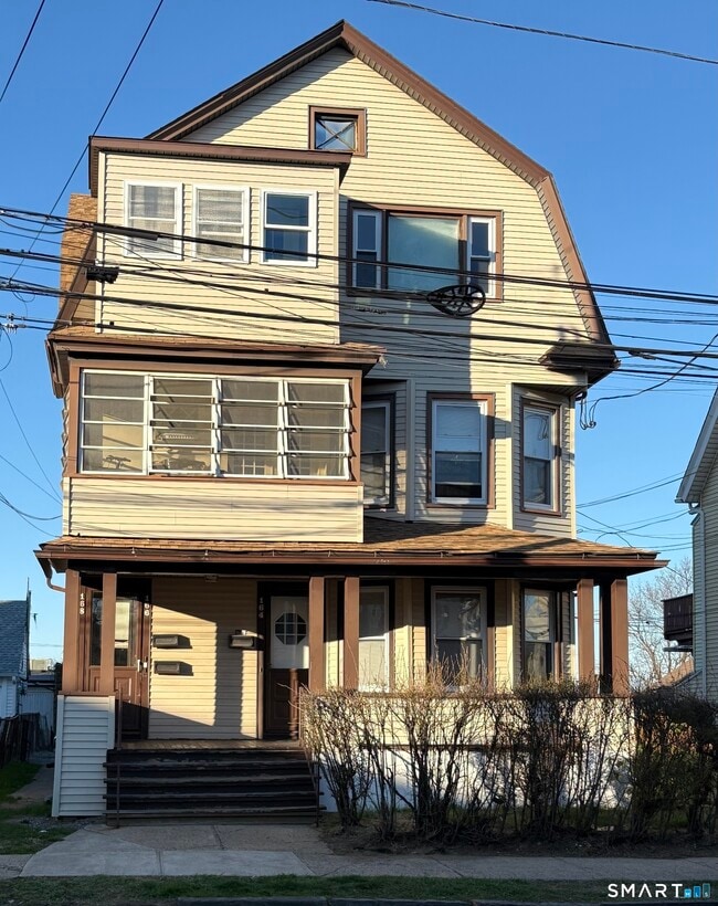Building Photo - 164 French St