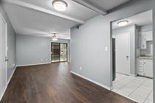 Foto del edificio - 3 NW O'Brien Rd