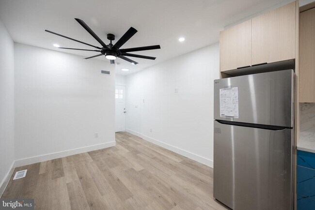 Building Photo - 1838 S 23rd St