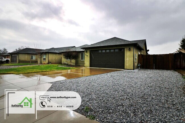 Foto del edificio - 3550 Cazadero Wy