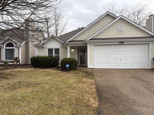 Foto del edificio - 10521 Going Ct