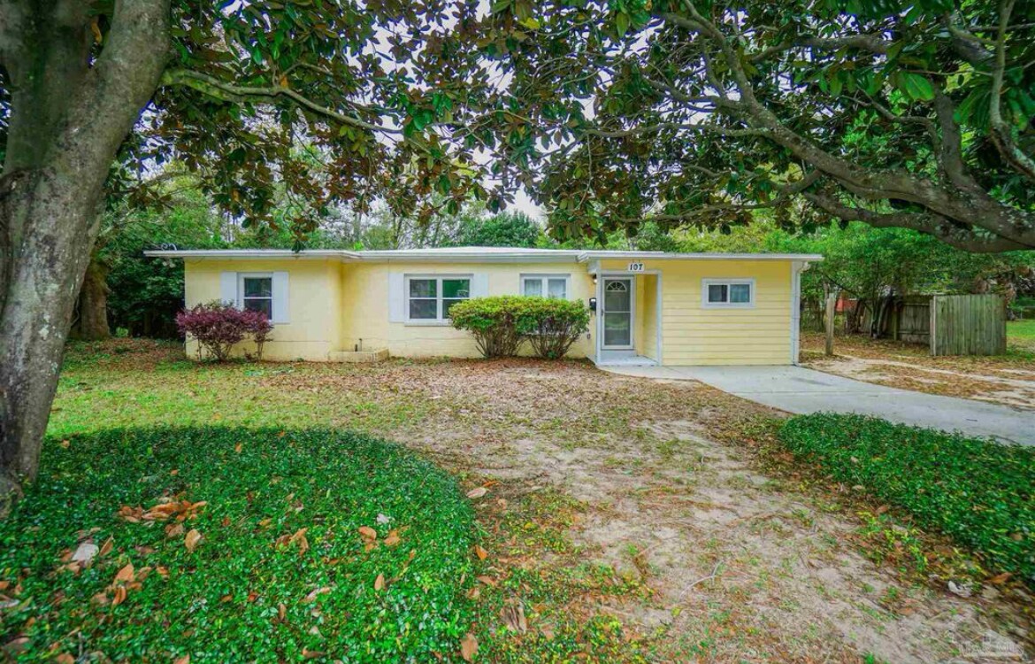 Primary Photo - 107 Escalona Ave