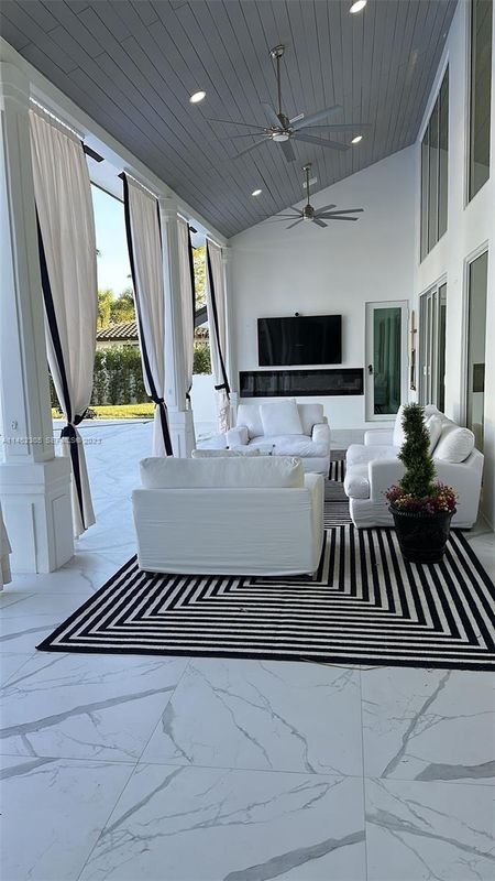 Foto del edificio - 15 SW 124th Ave