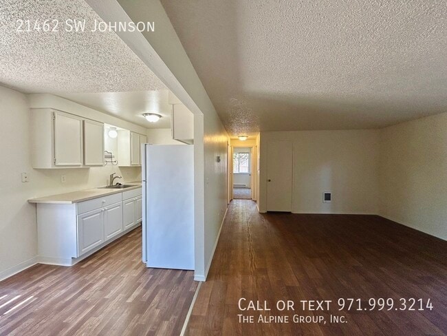 Foto del edificio - 21462 SW Johnson-