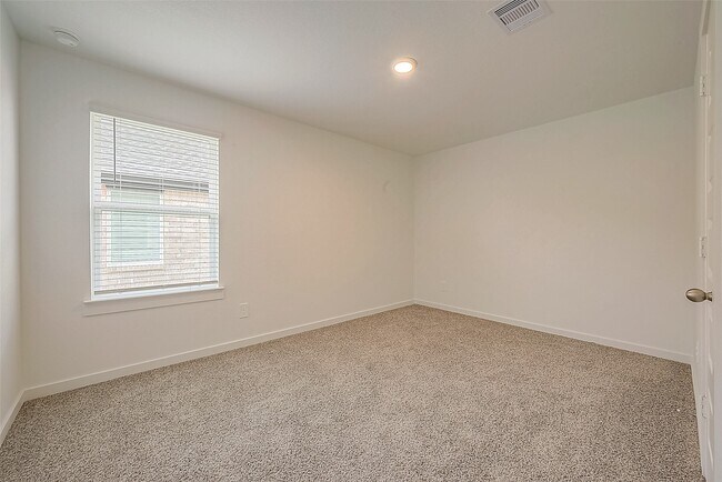 Foto del edificio - 4210 Harvest Creek Cr