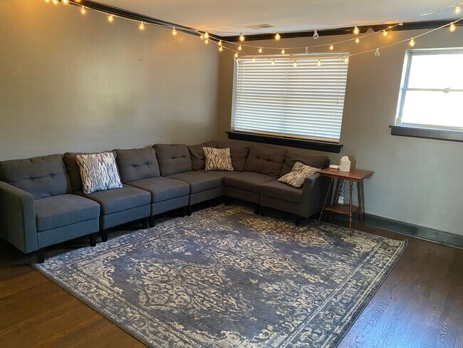 Foto del edificio - 2901 Blair Blvd