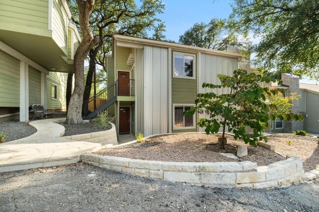 Building Photo - 3601 Menchaca Rd