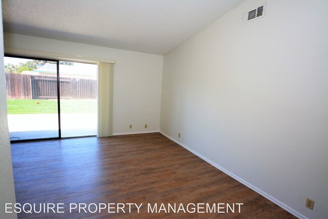 Building Photo - 4 br, 2 bath House - 1201 JUNEBERRY PL
