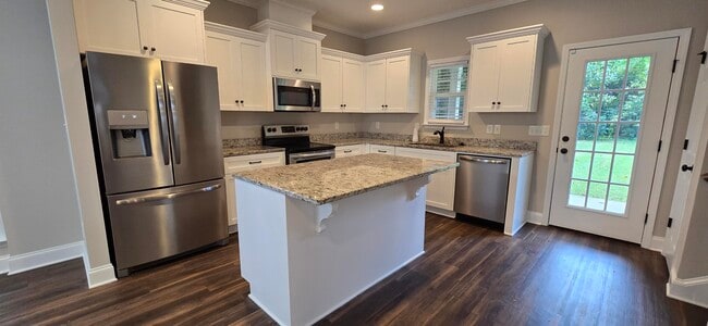 Building Photo - 1706 Verdery St