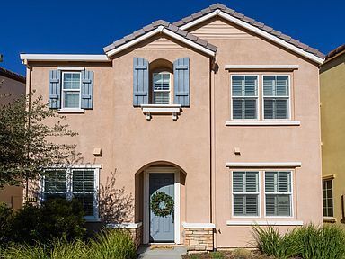 Primary Photo - Beautiful East Davis Home