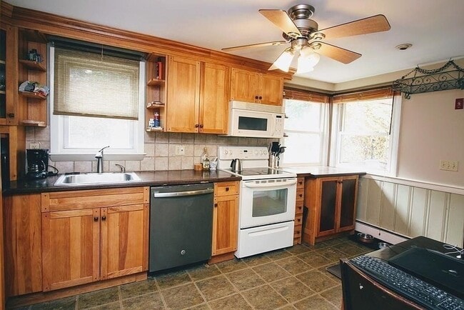 Foto del edificio - 17 Janet Cir