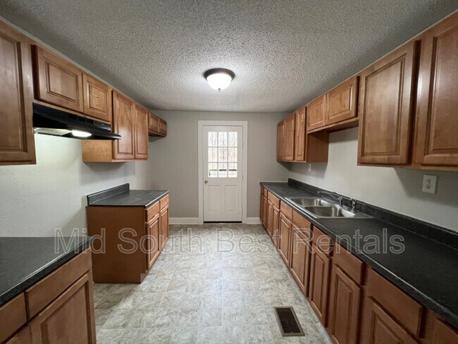 Foto del edificio - 4162 Weaver Rd