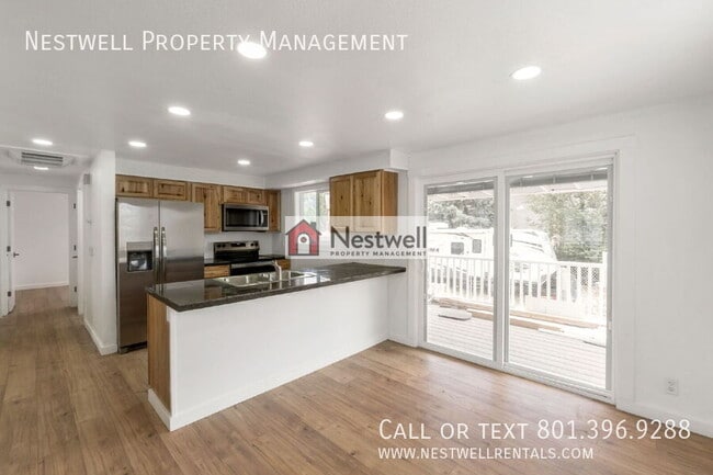 Building Photo - 1123 S 680 W