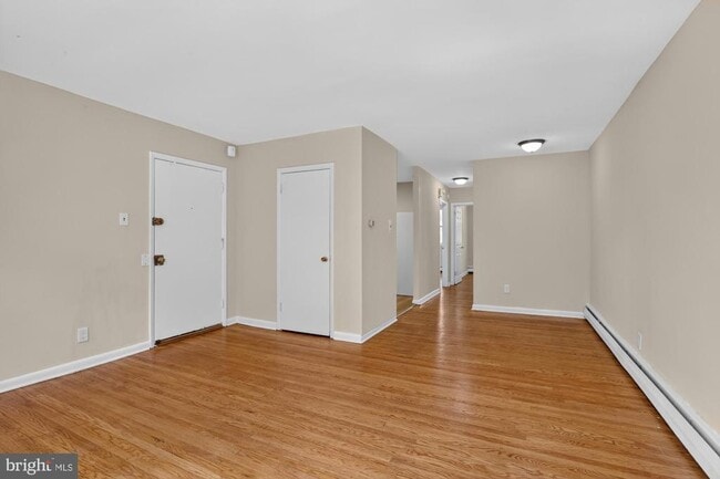 Building Photo - 5990 Henry Ave